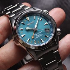 Lux Watches, Green Watch, Vintage Watches For Men, Stylish Glasses, Watches Unique