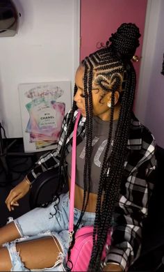 Braided Hairstyles Heart Shape, Cute Hairstylesblack Girl Braids, Hairstyles Braids Designs, Cute Braided Hairstyles Black Hair Knotless, Briads Ideas For Black Women, Braids For Your Birthday, Birthday Hairstyles With Braids, Blue Peekaboo Boho Braids, Weave Braids Hairstyles For Black Women