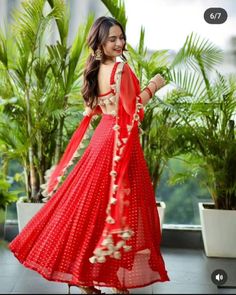 Trendy Anarkali Designs, Diwali Party Outfit, Red Anarkali Suits, Indian Dress Up, Indian Bridesmaid Dresses, Banarasi Suit, Indian Outfits Lehenga, Trendy Suits