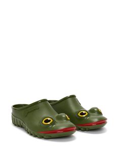 These JW Anderson x wellipets clogs feature a hand-painted frog face design, a round toe and a branded insole. These waterproof clogs have a slip-on style. Frog Shoes, Green Mood Board, Frog Face, Funky Accessories, Dream List, Green Yellow Blue, Accessories Inspiration, Jw Anderson, Yellow Blue