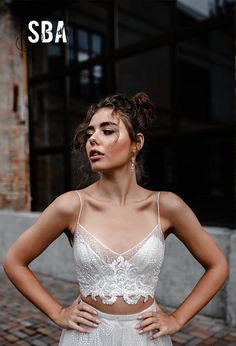 "THIS IS ONLY CHARLOTTE GLITTER TOP LISTING! This top with skirt as on photo as a DRESS you can order here - https://www.etsy.com/StylishBrideAccs/listing/747141680/charlotte-thin-strapped-glitter-bridal New 2021 amazing bridal collection in boho style, most trendy and popular simple but so stylish dresses and separates. This dresses are simply perfection. So all set includes: off white \"Charlotte\" thin strapped glitter top + \"Lucie\" silk bustier Vanilla color Includes 2 pieces set: 1 - \"Ch Bridal Topper, Crop Top Blanco, Tulle Skirt Wedding Dress, Bridal Crop Top, Glitter Crop Top, Crop Top Wedding Dress, Bride Top, Bridal Sari, Embellished Crop Top