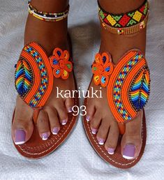 Beaded Leather Sandals, African Inspired Jewelry, African Shoes, Summer Leather Sandals, Easy Valentine Crafts, Fly Shoes, Beaded Shoes, Colored Sandals, Ladies Sandals