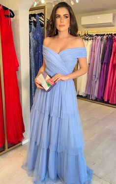 110 vestidos longos azul claro para madrinhas de casamento Blue Formal Dress Long, Formal Inspiration, Slate Blue Wedding, Dress Code Wedding, Dinner Dress Classy, Long Blue Dress, Blue Dress Formal, Dinner Dress