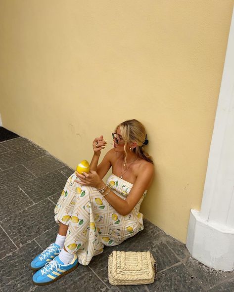 amalfi coast in yellow💛☀️ Amalfi Coast Outfits, Coast Outfit, Greece Outfit, Adidas Handball Spezial, Adidas Handball, European Summer Outfits, Europe Outfits, Italy Outfits, Minimalistic Style