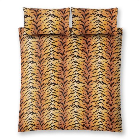 This striking Tiger Gold double duvet cover will bring a touch of style and elegance to your bedroom. Designed by Paloma Faith and part of the Paloma Home collection, it is a nod to Paloma's tiger obsession which has resulted in an authentic, detailed tiger print in stunning tones of gold, orange and black. This luxurious bedding set is made from 100% cotton sateen and can be machine washed and tumble dried on a low setting Tea Bedroom, Cheetah Bedding, Gold Bedding Sets, Gold Duvet, Super King Duvet Covers, Paloma Faith, Orange Bedding, Gold Bed, Mini Moderns