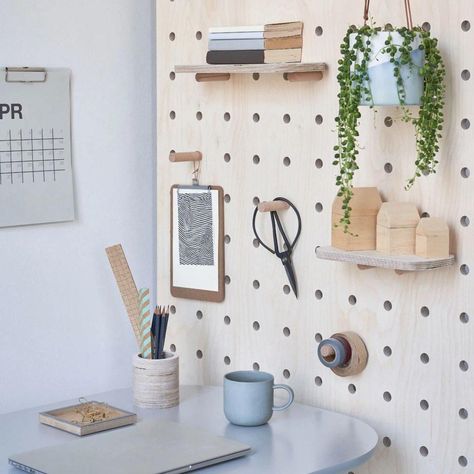 Pegboard Room, Wooden Pegboard, Freestanding Room Divider, Divider Design, Board Room, Room Divider Screen, Divider Screen, Shared Room, Wood Room