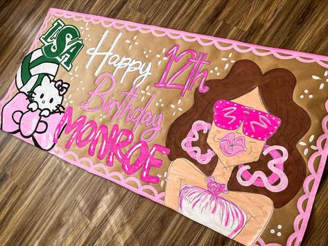 Personalized banners are the best 🩷🫶🏼🤩 #banner #art #brownpaperbanner Sorority Banner, Banner Art, Best Banner, Personalized Banners, Poster Ideas, Birthday Poster, Brown Paper, Sorority, Banners