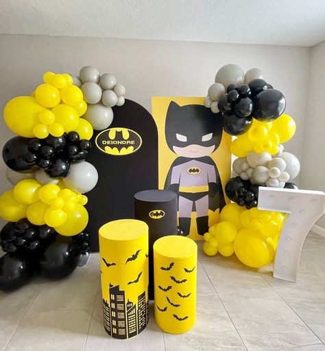 Batman Balloon Decorations, Batman Party Theme, Batman Birthday Decorations, Batman Themed Birthday Party Decoration, Batman Decorations Party, Batman Birthday Theme, Batman Birthday Party Decorations, Batman Party Ideas, Batman Decorations