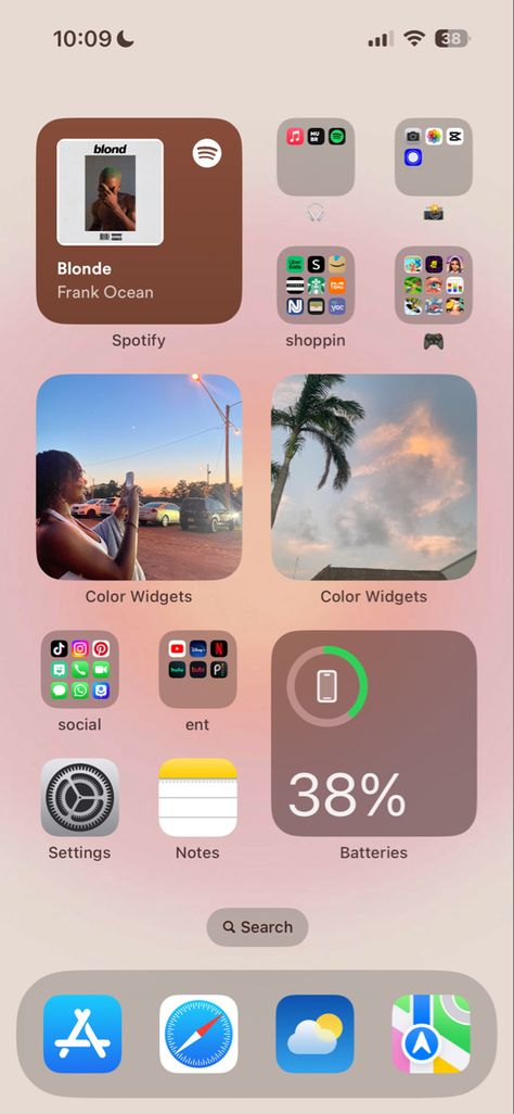 #ios14 #homescreenios14 Background Inspo Iphone, Basic Home Screen Ideas, Iphone 15 Home Screen Layout, Iphone Wallpaper Inspo Layout, Simple Ios Homescreen Layout, Homescreen Layout Iphone Organized, Phone Wallpaper Inspo Widgets, Home Iphone Ideas, Iphone 15 Home Screen