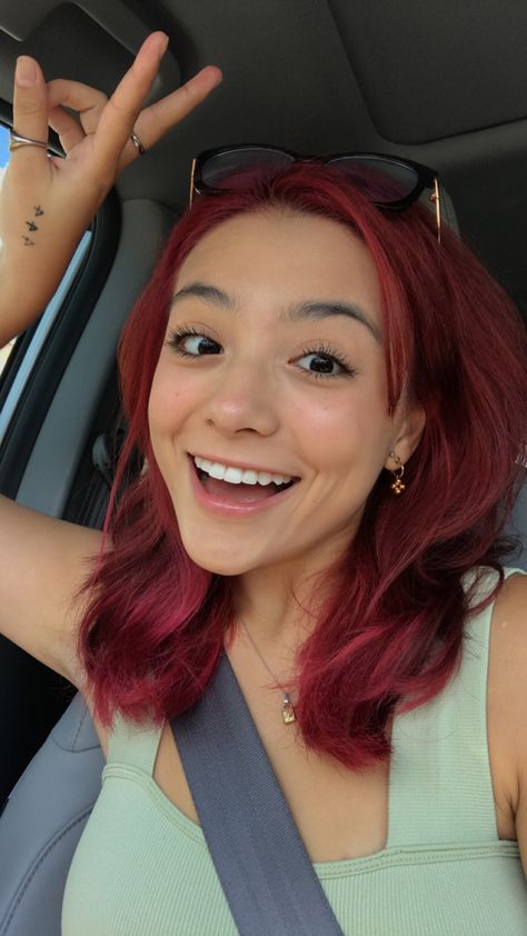 Short Red Hair Latina, Mexican Red Hair, Red Shirt Hair, Red Hair On Tanned Skin, Red Hair Dye Inspo Aesthetic, Red Hair Tan Skin, Straight Red Hair With Bangs, Straight Red Hair, Red Hair Brown Eyes