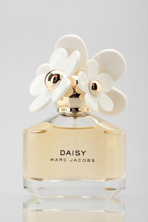 Marc Jacobs Daisy Perfume, Perfume 212 Vip, Marc Jacobs Perfume, Perfume 212, Daisy Perfume, Perfume Carolina Herrera, Color Concept, Marc Jacobs Daisy, Best Perfume