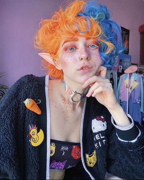 Primary Color Hair, Orange And Blue Hair, Blue And Orange Hair, Cool Hairstyles For Short Hair, Multi Tone Hair, Multi Tone Hair Color, Cool Hair Colors, Best Haircuts For Women, Fire Hair