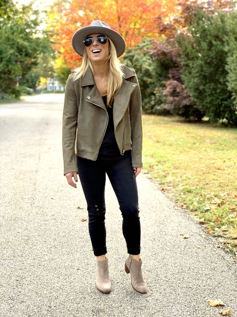 How to Style a Moto Jacket Black Suede Moto Jacket Outfit, Moto Jacket Styling, Olive Moto Jacket Outfit, How To Wear A Moto Jacket, How To Style Moto Jacket, Moto Jacket Outfit Women, Motorcycle Jacket Outfits For Women, Green Moto Jacket Outfit, Suede Moto Jacket Outfit