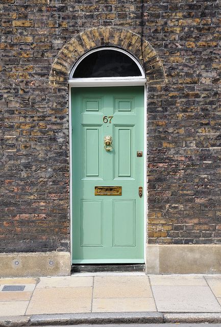 Brass Door Furniture looking good on light green. Click below for door furniture from Priors: http://www.priorsrec.co.uk Mint Door, Bus Ideas, Casa Exterior, Green Door, Front Door Colors, Green Collection, Paint Colours, Door Color, Beautiful Doors