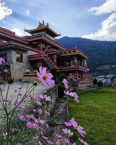 Dirang Monastery, located in Arunachal Pradesh, India, is a stunning Buddhist monastery known for its architectural beauty and spiritual ambiance. With its vibrant murals, statues of deities, and serene surroundings, it provides a peaceful retreat for visitors seeking solace and a deeper understanding of Tibetan Buddhism. Nature, Dirang Arunachal Pradesh, Buddhist Monastery Aesthetic, Buddhist Monestry, Arunachal Pradesh Aesthetic, Monastery Aesthetic, Tawang Arunachal Pradesh, Monastery Interior, Tibetan Monastery