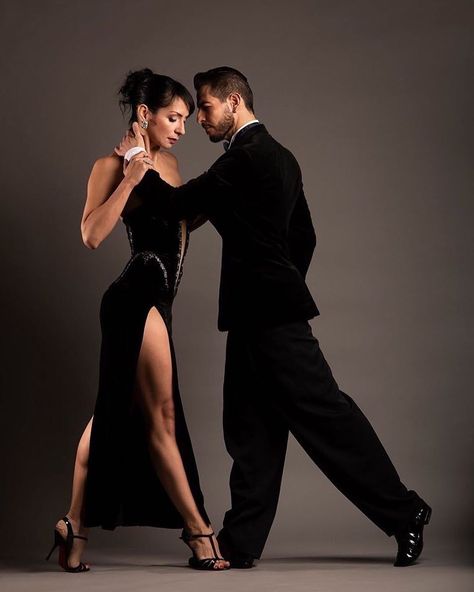 Tango Aesthetic, Tango Dance Photography, Tango Couple, Tango Photography, Tango Fashion, Everybody Dance Now, Couple Dance, Dance Pose, Tango Dancers