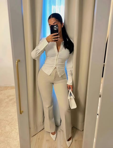 Classy And Seductive Outfits Casual, Cute Buissnes Casual Outfit, Buissnes Casual Outfit Woman, Pharmaceutical Sales Rep Outfit, High Class Outfits, Baddie Work Outfits, Baddie Business Outfits, Classy Business Outfits For Women, Buissnes Outfit