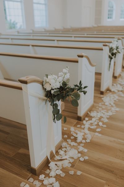 Wedding Chapel Decorations, Church Wedding Decorations Aisle, Simple Church Wedding, Small Church Weddings, Wedding Church Decor, St Pete Wedding, Church Wedding Flowers, Wedding Isles, Church Wedding Ceremony