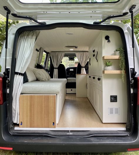 Microcamper Diy, Vivaro Camper Conversion, Vw T25 Interior Ideas, Vito Camper, Ford Transit Custom Camper, Mercedes Camper Van, Mercedes Vito Camper, Lake Food Ideas Summer, Mercedes Camper