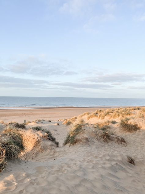 West Wittering Beach, Sussex Aesthetic, Coastline Photography, Summer Beach Aesthetic, Camber Sands, Summertime Madness, British Beaches, Uk Beaches, Coastal Granddaughter