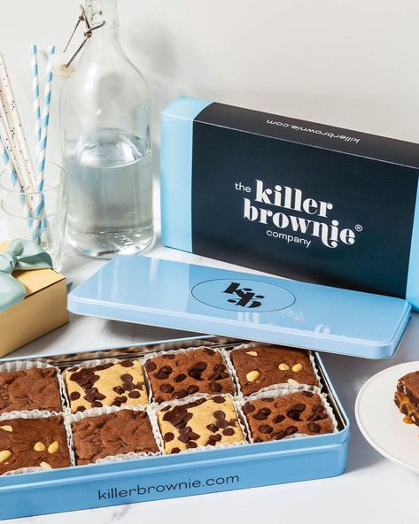 Brownie Assortment, Killer Brownies, Brownies Packaging, Brownie Gift, Brownie Shop, Brownie Packaging, Cookie Dough Brownies, Packaging Idea, Salted Caramel Brownies