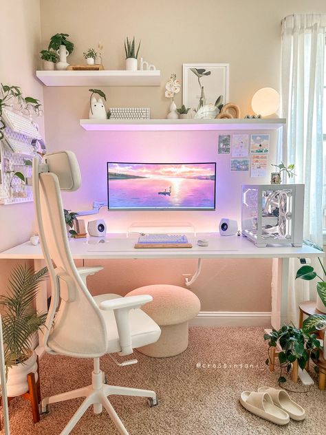 White Desk Setup, Cozy Desk, Gamer Room Decor, Cozy Home Office, Minimalist Desk, Desk Inspiration, White Desk, Office Room Decor, Study Room Decor