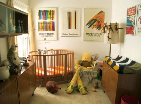 / / / b a b y r o o m / / / Eclectic Kids Room, Eclectic Nursery, Bohemian Nursery, Nursery Style, Bohemian Baby, Baby Room Inspiration, Nursery Room Inspiration, Retro Baby, Nursery Inspo