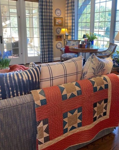 Light Blue Cottage Interior, English Country Curtains, Blue Vintage Living Room, Americana Interior Design, Americana Living Rooms, Americana Cottage, Check Curtains, Coral And Blue, Farmhouse Style Living Room