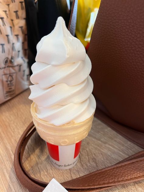 KFC Soft Twirl Kfc Ice Cream, Cream Drinks, Ice Cream Drinks, Aesthetic Foods, Bubble Milk Tea, Cream Aesthetic, Food Therapy, Snap Food, Food Dessert