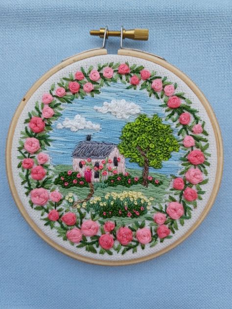 Landscape Embroidery Ideas, Cottage Embroidery, Embroidery Garden, Thread Painting Embroidery, Landscape Embroidery, Garden Embroidery, Embroidery Workshop, Diy Embroidery Patterns, Embroidery Gifts