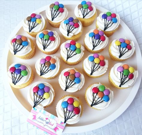 Kids Party Food, Easter Decorations Diy Easy, Birthday Food, Fun Kids Food, Easy Easter, Birthday Cake Kids, Cake Decorating Tips, Easter Table, Diy Easter Decorations