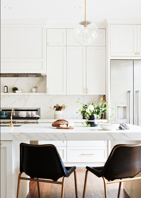 Kitchen countertop decor