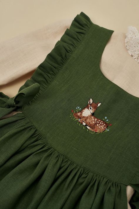 Baby Dress Embroidery, Dress For Baby Girl, Linen Outfit, Dress For Baby, Baby Dress Design, Rustic Baby, Green Girl, 자수 디자인, Ethnic Dress