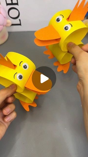 Yellow Colour Craft For Kids, Yellow Paper Craft, Yellow Crafts For Toddlers, Yellow Day Activities Craft Ideas, Easy Hand Crafts For Kids, Yellow Day Crafts For Kids, Colour Paper Craft, Handmade Toys For Kids, Kids Craft Work