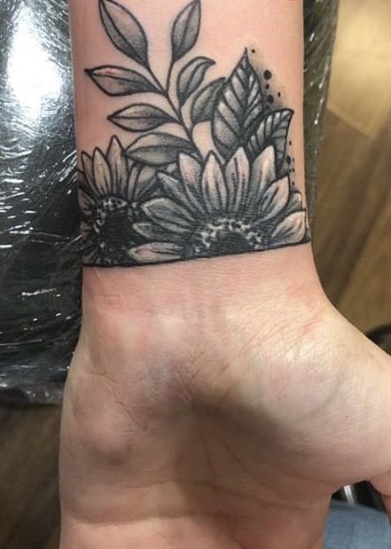 Tattoo Cover Up For Wrist, Small Wrist Tattoos Cover Up, Sunflower Wrist Tattoo Coverup, Boho Cover Up Tattoo, Black Flower Wrist Tattoo, Flower Wrist Tattoos For Women Cover Up, Flower Cover Up Tattoo Wrist, Coverup Shoulder Tattoos For Women, Side Of Wrist Tattoo Coverup