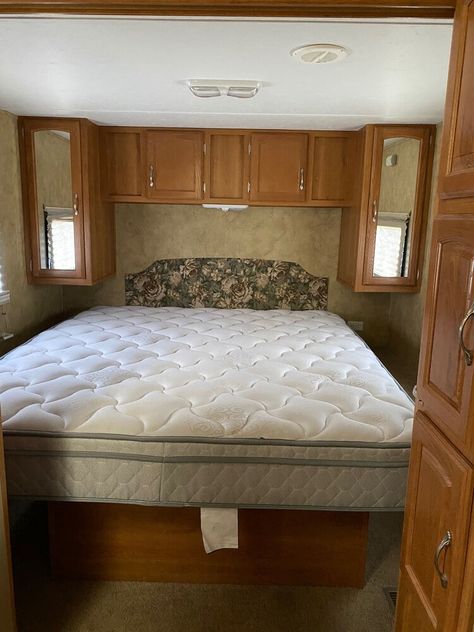 RV Before and After: Details of Bedroom and Bathroom — By Angela 1999 Camper Makeover, Renovated Rvs Before And After, Caravan Bedroom Renovation, Camper Fixer Upper, Motorhome Bedroom Ideas, Rv Camper Bedroom Makeover, Rv Flipping Camper Makeover, Rv Bedroom Renovation Ideas, 2 Bedroom Camper Remodel