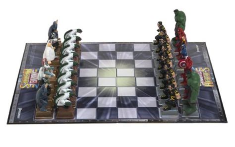 Marvel Heroes Chess Set *** Read more reviews of the product by visiting the link on the image. Lord Of The Rings Chess Set, Unique Gifts For Boys, Expensive Chess Set, Marvel Chess Set, Game Of Thrones Chess Set, Grandmaster Chess, Geek Toys, Superhero Gifts, Unique Gifts For Kids