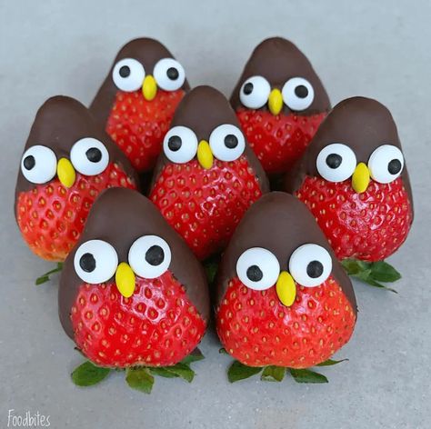 Cute Snack Ideas, Bird Snacks, Bird Day, Happy Bird Day, Healthy Party Food, Food Art For Kids, Bird Party, Cute Snacks, Kids Party Food