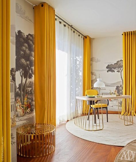 Psychological effects of room colors. Yellow Drapes, Drapes And Curtains, Latest Interior Design Trends, Yellow Curtains, Wallpaper Beautiful, Interior Design Per La Casa, Ad Magazine, Yellow Decor, Yellow Interior