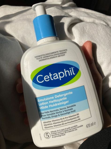 Cetaphil Gentle Cleanser, Cetaphil Moisturizer, Cetaphil Face Wash, Cetaphil Cleanser, Hydrating Face Wash, Popular Skin Care Products, Daily Facial Cleanser, Gentle Skin Cleanser, Skin Cleanser