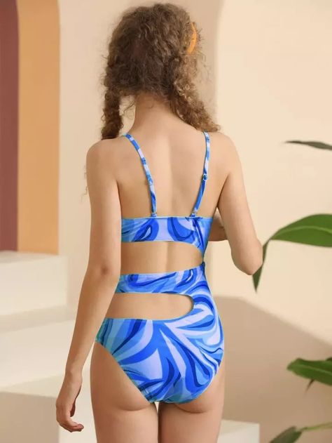 Pretty Swimwear, Swimsuit Shein, Preteen Fashion, Girls Cuts, Cut Out One Piece, Poses References, Kids Swimwear, Young Fashion, Teen Girls