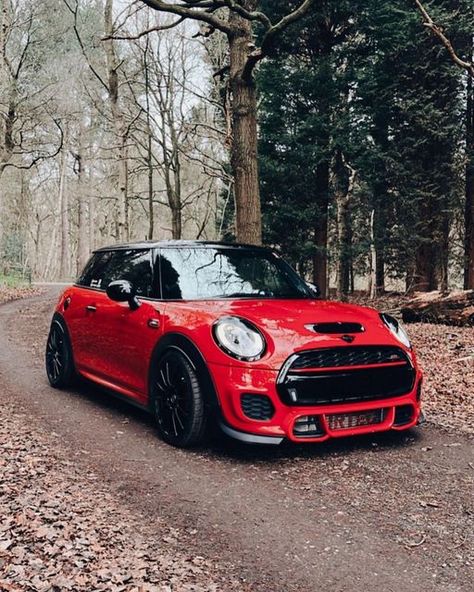 Mini Cooper Graphics, Mini Cooper Works, Mini Cooper Wallpaper, Mini Cooper Sd, Red Mini Cooper, Mini Cooper Sport, Mini Cooper Custom, New Mini Cooper, Stylish Car