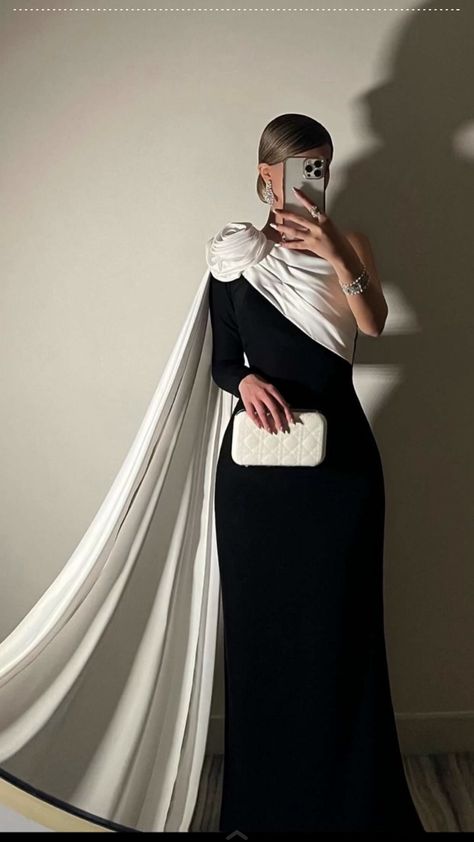 Black And White Evening Dresses, Evening Dresses One Shoulder, White Evening Dresses, Modest Dresses Fashion, Blouse Casual Fashion, Soiree Dress, Dinner Dress Classy, White Evening Dress, For Ramadan