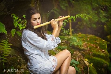 Flute Player Good To Fresh your Mind Woman Playing Flute, Sleep Meditation Music, Deep Sleep Meditation, Peaceful Music, Playing Flute, Relaxing Meditation, Deep Sleep Music, Woodwind Instrument, Flute Player