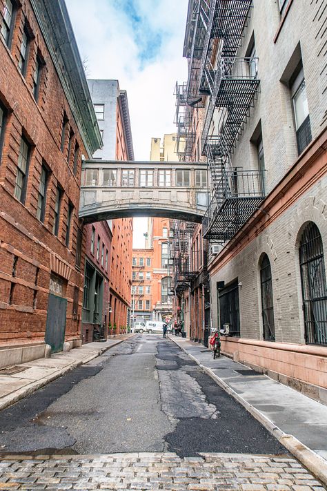 What to do in Tribeca | A Complete Tribeca Travel Guide Building Street View, House Concept Art Interior, Street View Drawing, City Street Drawing, Street Veiw, Fantasy House Concept Art, Fantasy House Concept, Street Perspective, House Concept Art