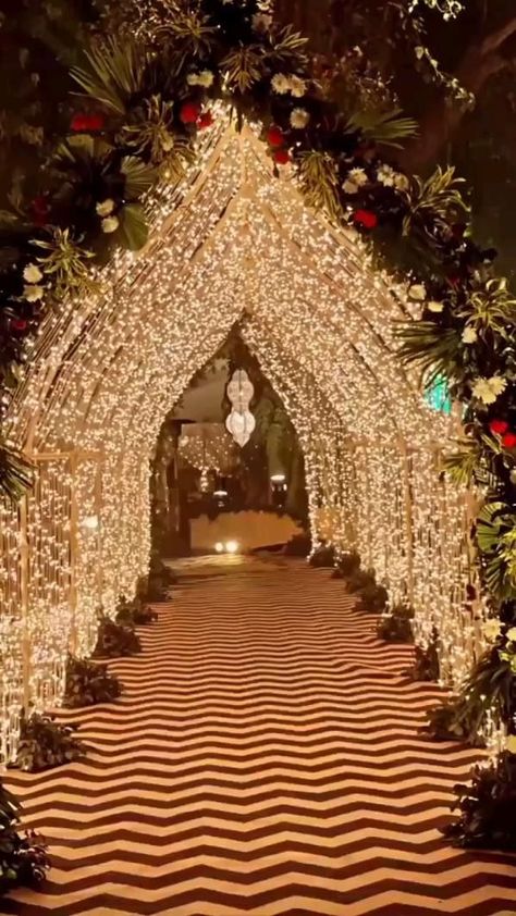 Outdoor Wedding Decorations Indian Night, Outdoor Wedding Decorations Indian, Wedding Decorations Indian, Indian Night, Indian Wedding Theme, Reception Stage Decor, Night Wedding Decor, Indian Wedding Decor, Wedding Stage Backdrop