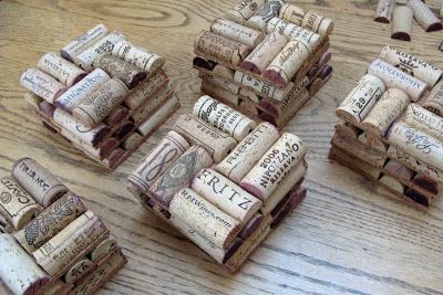 Just*Grand: Cork Coasters *DIY Project* Wine Cork Trivets, Cork Trivets, Wine Cork Trivet, Wine Cork Coasters, Diy Cork, Wine Cork Wreath, Wine Cork Diy Crafts, Wine Cork Projects, Wine Cork Ornaments