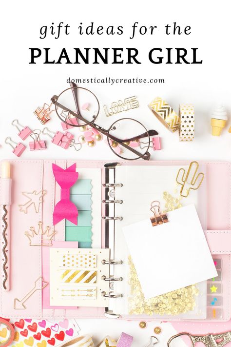 Have a planner girl or planner lover in your life? Check out these awesome gift ideas that the planner obsessed will love. #christmas #giftideas #plannergirl #domesticallycreative Good Gift Ideas, Homemaking Ideas, Plan Your Life, Homemaking Tips, Planner Obsessed, Diy Presents, Planner Printables, Love Christmas, Living Ideas