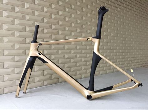 Bike Frame Design, Bicycle Paint Job, Paint Bike, Wooden Bicycle, Wood Bike, Road Bike Frames, Wooden Bike, Carbon Road Bike, Bicycle Painting