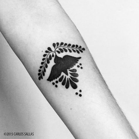 Otomi Tattoo, Tattoo Time, Tattoo Heart, Time Tattoos, Heart Tattoo, Print Tattoos, Paw Print Tattoo, Small Tattoos, Paw Print